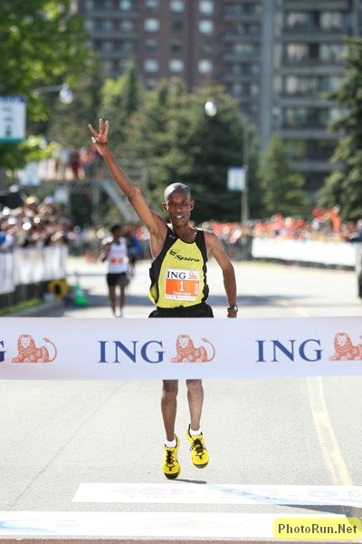 Cheruiyot_DavidFV-INGottawa08.JPG