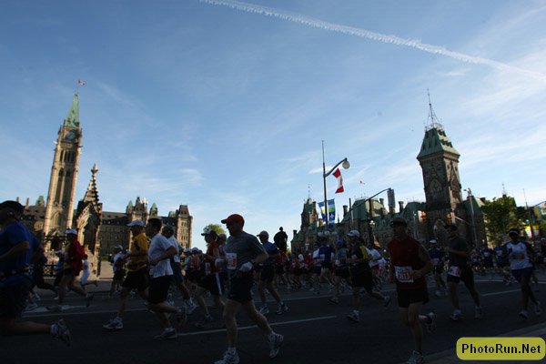 ParliamentStart1-INGottawa08.JPG