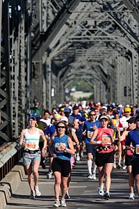 BridgeRunner1e-INGottawa08.JPG