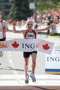 Smith_TaraFV-INGottawa08.JPG