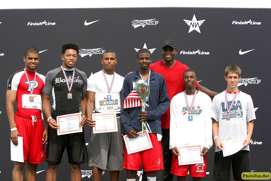 B-LongJumpAwardsLewis-NikeOut08.JPG