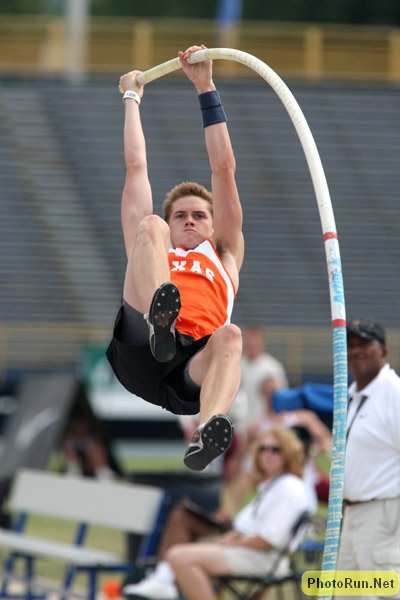 Clark_Hayden1-NikeOut08.JPG