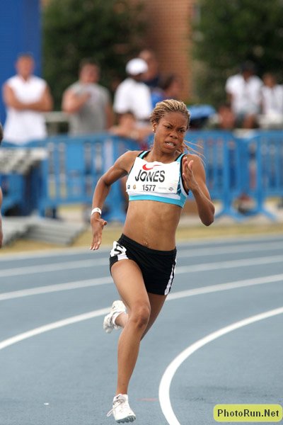 Jones_RacquelQ-NikeOut08.JPG