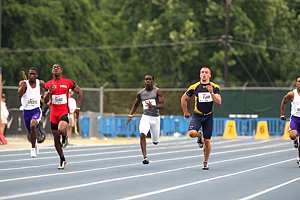 B-200mFinal-NikeOut08.JPG