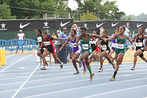 G4x100-NikeOut08.JPG