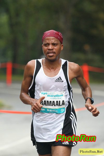 Ramaala_Henrick-NYChalf08.JPG