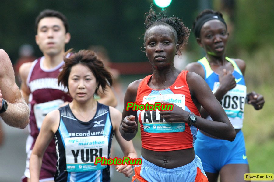 TimbilliLeads-NYChalf08.JPG