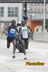 Tola-MakauFV1-NYC08.JPG