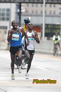 Tola-MakauFV1c-NYChalf08.JPG