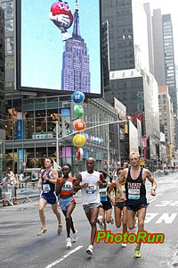 WomanLeadTimesSQ1-NYChalf08.JPG