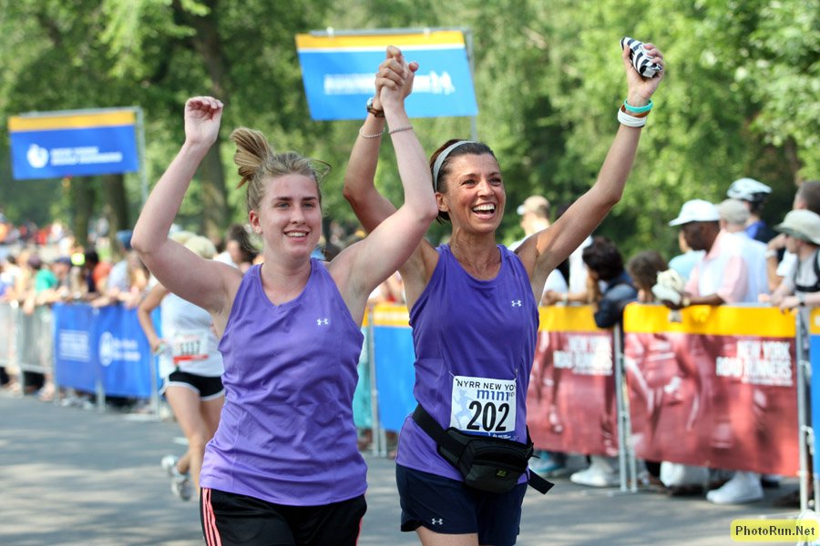 HappyFinish_NYMini08.Jpg