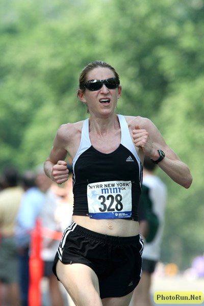 Patrick_Eileen-NYmini10k08.JPG