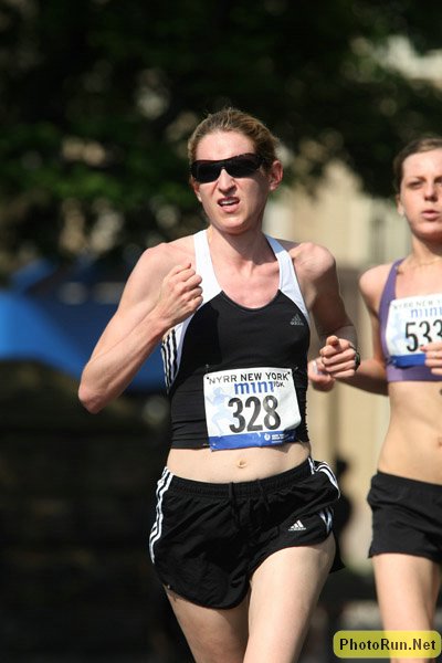 Patrick_Eileen1-NYmini10k08.JPG
