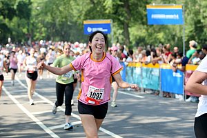 HappyFinish2_NYMini08.Jpg