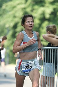 Martin_Kathyrn-NYmini10k08.JPG