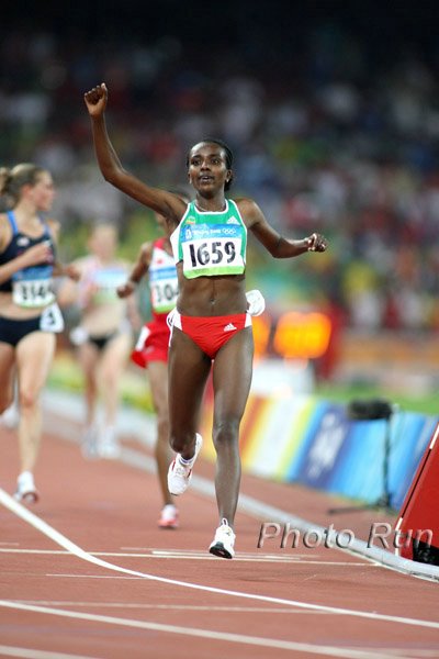 Dibaba_TiruneshFV-OlyGame08.jpg