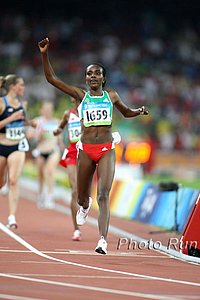 Dibaba_TiruneshFV-OlyGame08.jpg