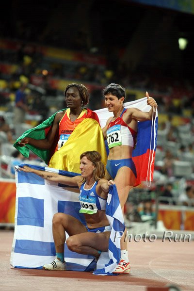 W-TripleJumpFlags-OlyGame08.jpg