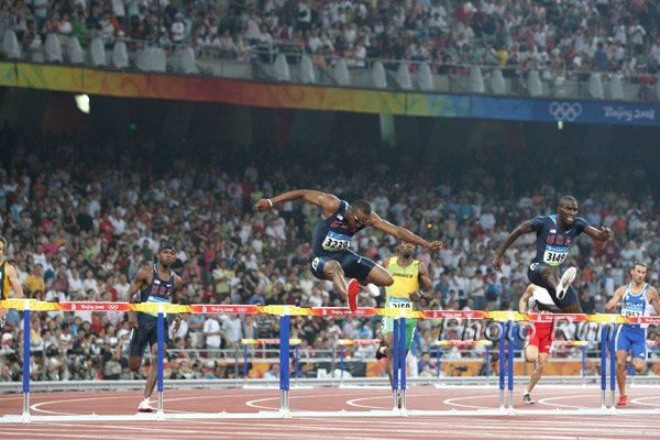 M-400HFinal1a-OlyGames08.jpg