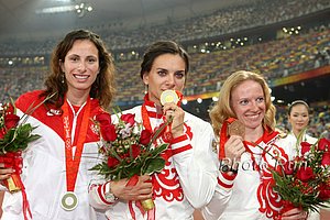 W-PoleVaultMedals-Ol#1CE62D.jpg