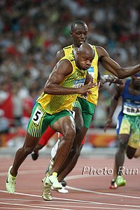 Powell-Bolt4x1a-OlyGames08.jpg