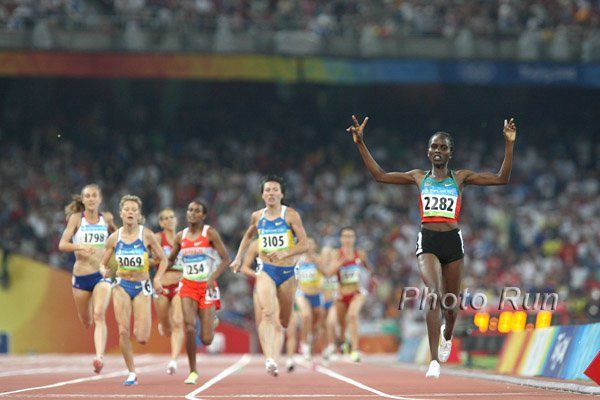 Lagat_NancyFH-OlyGames08.jpg