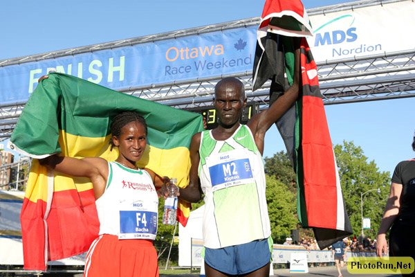 Kiptoo-BachaFL-MDS10km08.JPG