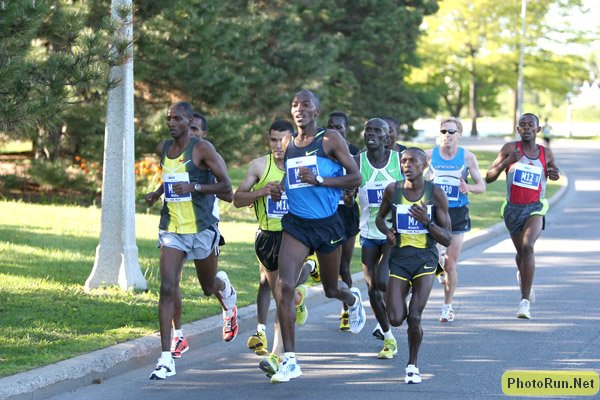 MenLeaders-MDS10km08.JPG