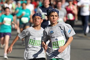 RaceToFinish-MDS10km08.JPG