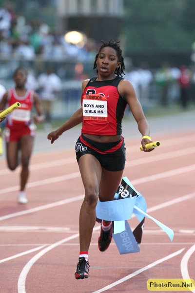 Girls4x1FV2_RBKGP08.Jpg