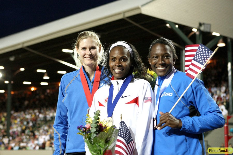 W-HighJumpTeam-USOlyT08.JPG