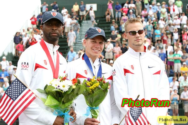 M-HighJumpTeam-USOlyT08.JPG