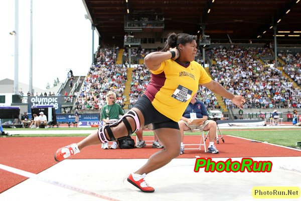 Pressley_JessicaWide1Camarena_JillWide-USOlyT08.JPG
