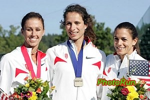 WPoleVaultTeam-USAOlyT08.JPg