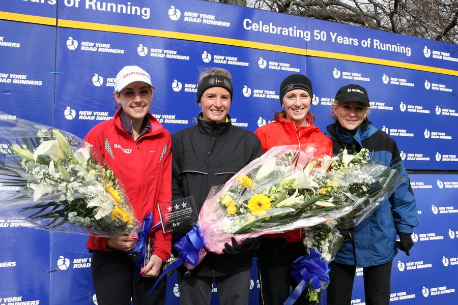 WomanTop3Award1-NYRR8k08.JPG