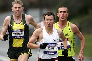 Torres-Carlson-Hart-NYRR8k08.JPG