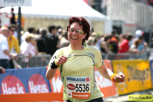 HappyFinish_Vienna08.Jpg