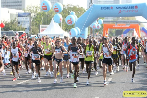 Start1-Vienna08.JPG