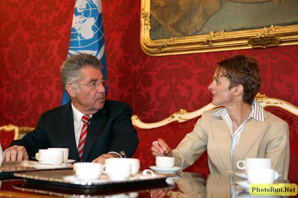Talpos-FischerTea-Vienna08.JPG