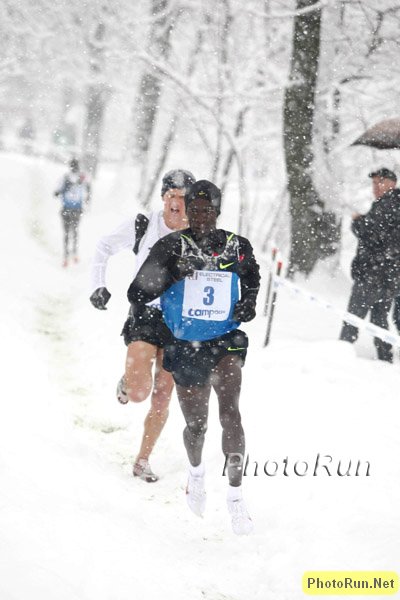 Kipchoge_Eliud1b-Cam#403B7C.jpg