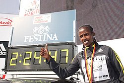 Besuye_AltsedeClock-#8286B9.jpg