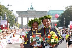 Gebrselassie-BesuyeA#8286C5.jpg