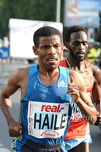 Gebrselassie-Kibet1-#828689.jpg