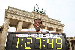 Gebrselassie_Haile12#828C75.jpg