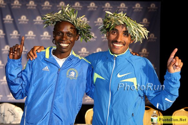 Kosgei-MergaA-Boston09.jpg