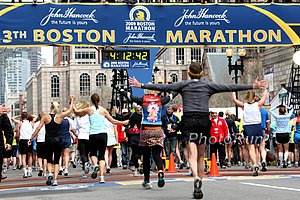 FinishLine-Boston09.jpg