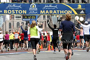 Finishline1-Boston09.jpg