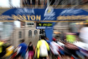 FinishlineZoom-Boston09.jpg