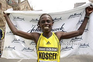 Kosgei_SalinaTowel-Boston09.jpg