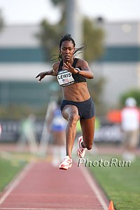 Lewis_Yvette-Carson09.jpg